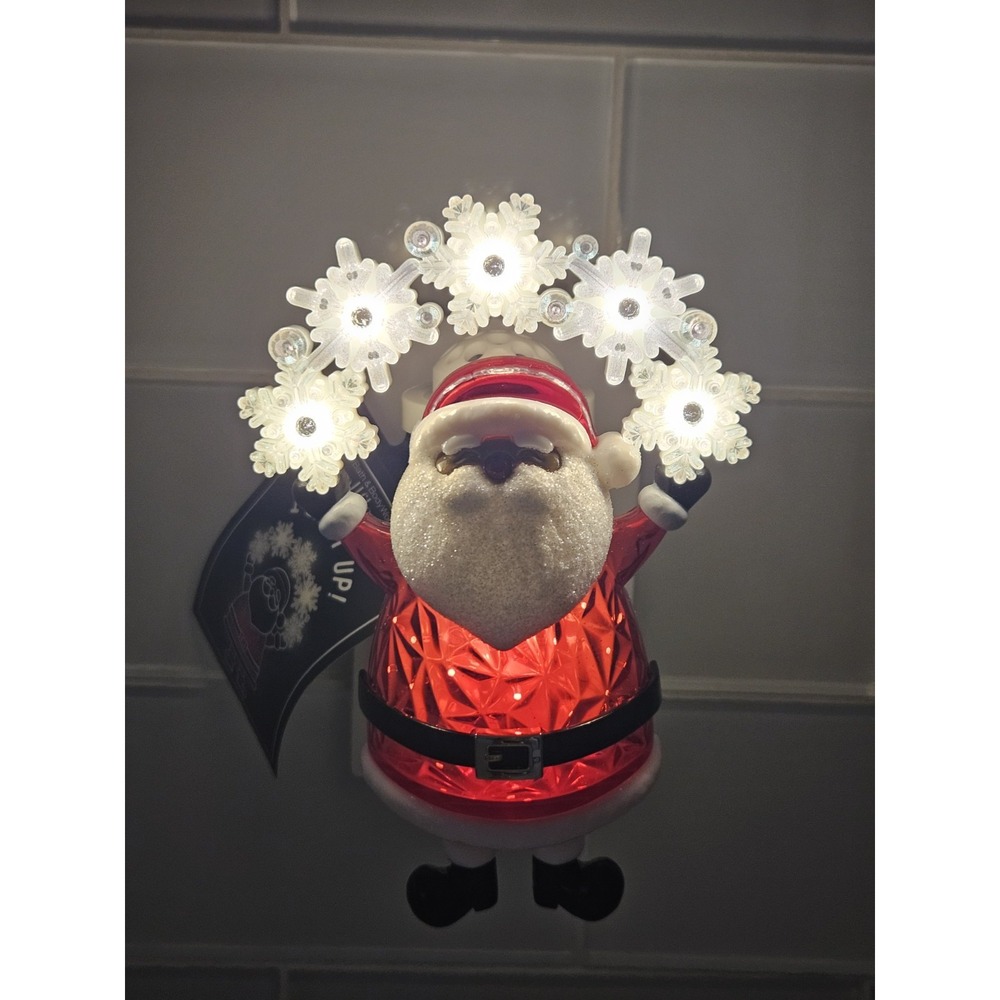 Bath & Body Works Santa Snowflake Arch Light Up Wallflowers Fragrance Plug 2022